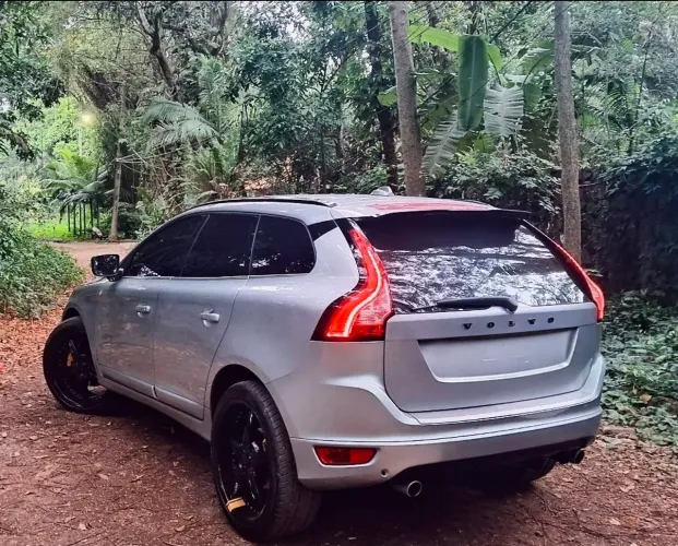 Volvo XC 60 3.0 AWD 5P 2010