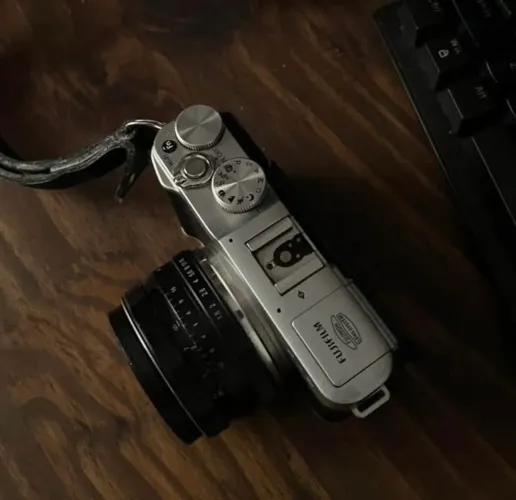 Fujifilm X-A2 - Somente corpo