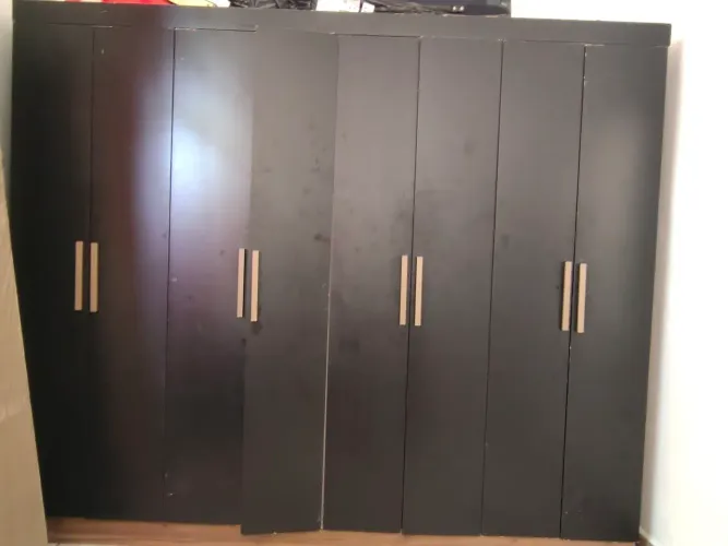 Vendo guarda roupa 8 portas semi novo