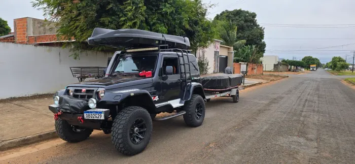 Troller T-4 4X4 3.2 TGV TDI Cap. Rígida Diesel 2013