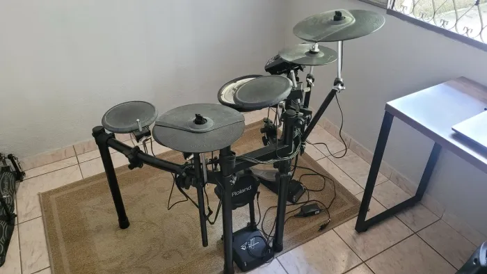 Bateria eletrônica Roland Td11k