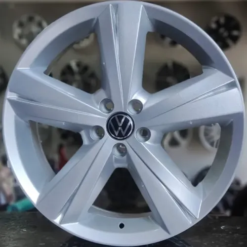Rodas Fusca TSI aro 17 5x100 + 215/55R17 Continental - R$ 3.790,00