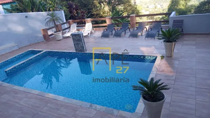 Chácara com 3 dormitórios à venda, 1000 m² por R$ 600.000,00 - Serrote - Guararema/SP