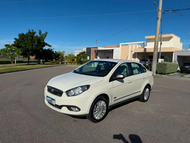 Fiat Grand Siena Essen.sublime Dual. 1.6 Flex 2015