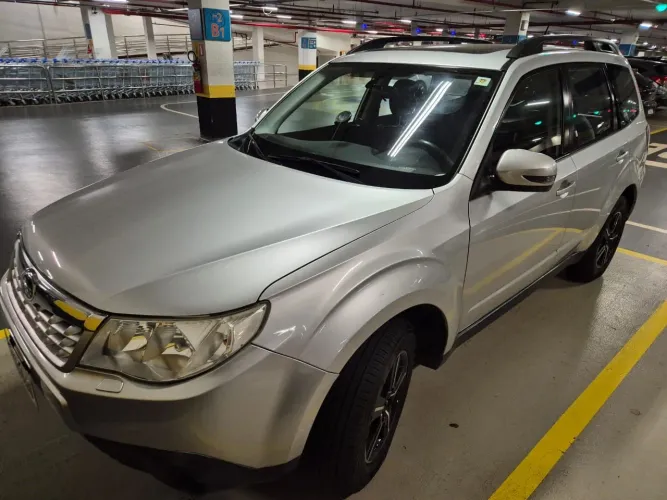 Subaru Forester 2.0/2.0 S 4X4 Aut. 2011