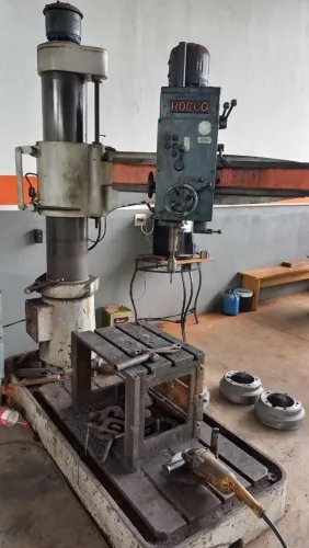 Furadeira radial industrial Rocco