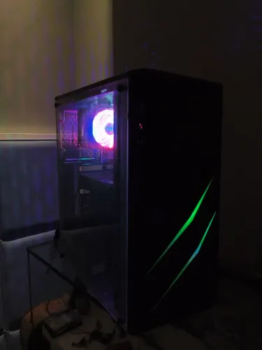 PC Gamer / Erp / Home-office