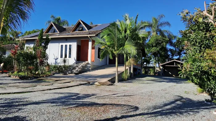 Oportunidade Casa Condomínio Fechado em Santo Amaro da Imperatriz-SC