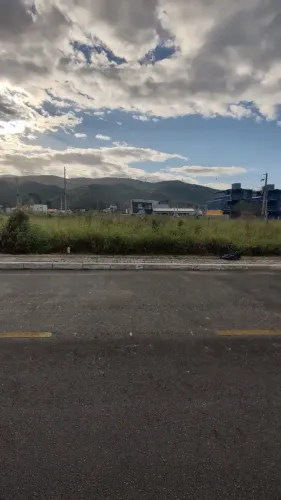 TERRENO EM ITAPEMA, COM 200m², RUA ASFALTADA, OPORTUNIDADE!!! S. TROMBUDO