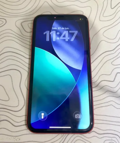 iPhone 11 nunca aberto