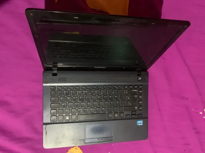 Notebook Samsung Core i3