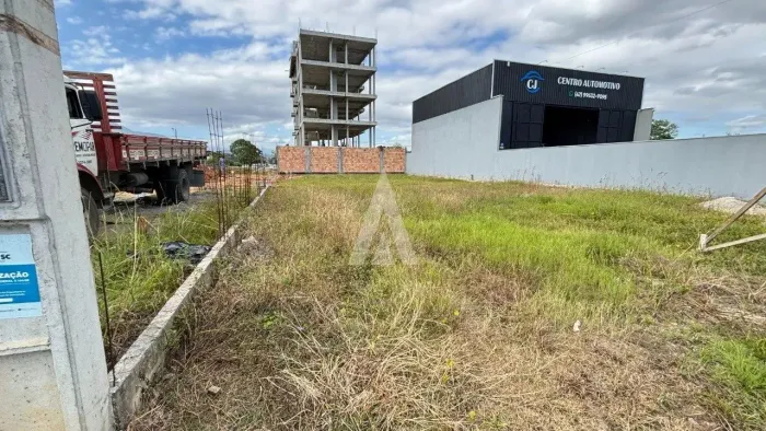 Terreno à venda no bairro Vila Nova em Joinville, por R$ 480.000.00.