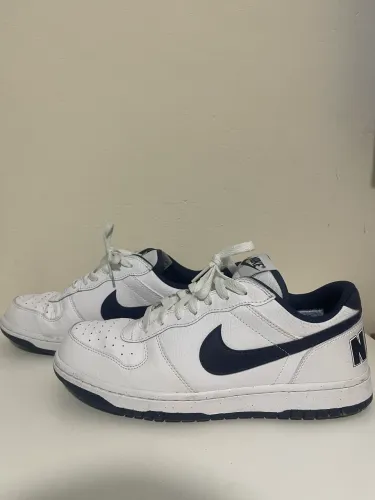 Nike big low azul e branco 41