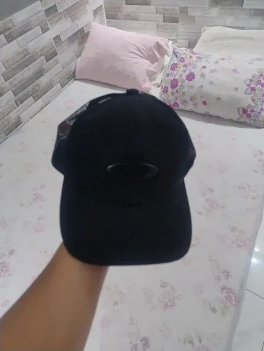 Boné da Oakley