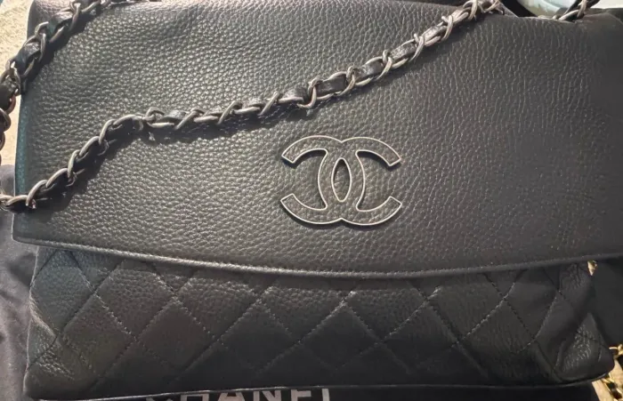 Chanel bag 