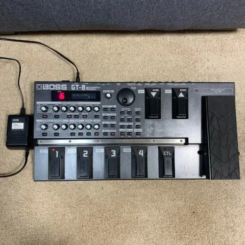 Pedaleira de Guitarra Boss GT8