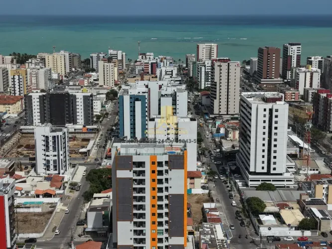 Jatiuca, Apartamento a venda, 02 suítes, varanda e duas vagas