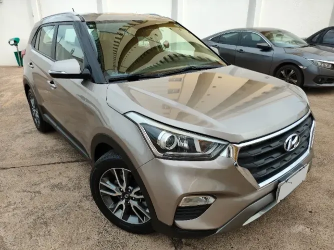 Creta Pulse 2.0 Automática, baixo km