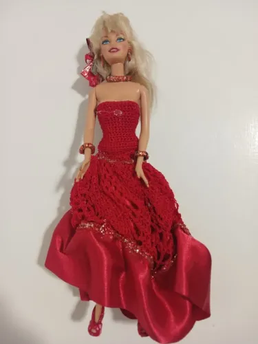 Barbie Festas - Vestido de Festas Tomara que Caia com detalhes - Artesanal