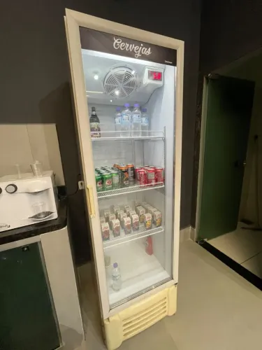 Expositor Refrimate