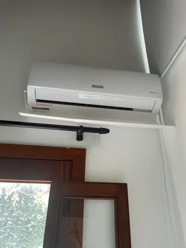 Ar Condicionado Split Inverter 12000 BTUs AGRATTO LIV. Silencioso + Defletor de Ar
