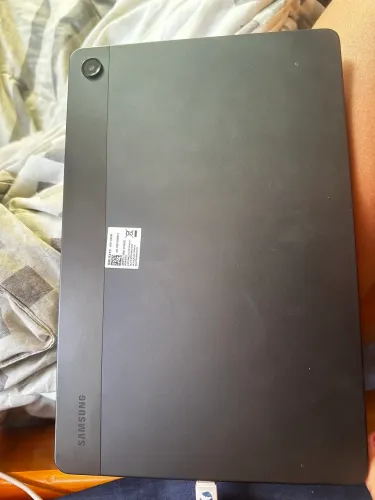 VENDO TABLET A9+ PERFEITO ESTADO ACOMPANHA CAPA COM TECLADO E MOUSE BLUETHOOTH