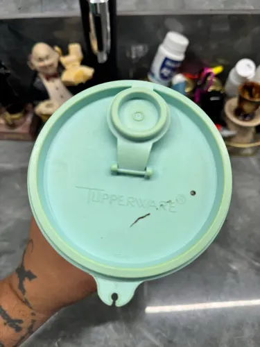 Pote tupperware pra suco