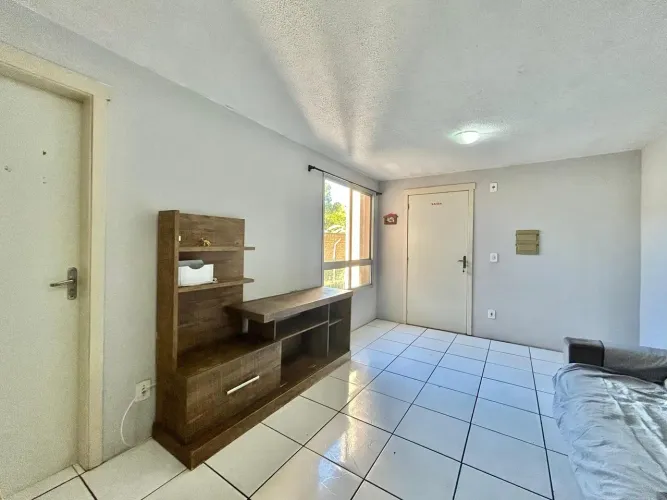 Condomínio Alto do Bosque - Apartamento no Bairro Lomba do Pinheiro