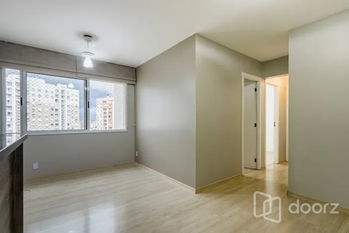 Imóvel na Dom Cláudio José Gonçalves Ponce de Leão com 3 dormitórios e 67m²