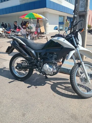 Vendo ou troco aceito proposta. 