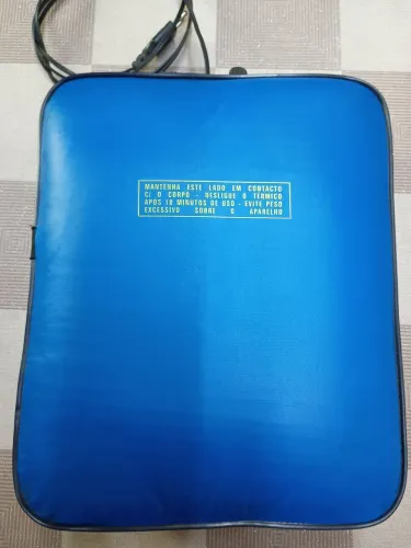 Almofada massageadora Midori Relax térmico vibratória.