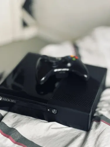 Vendo Xbox 360 com RGH