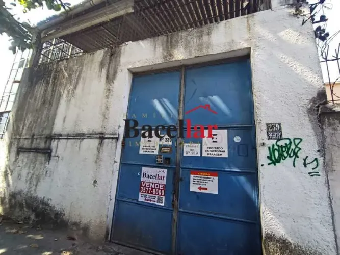 Loja : / Comercial / Riachuelo
