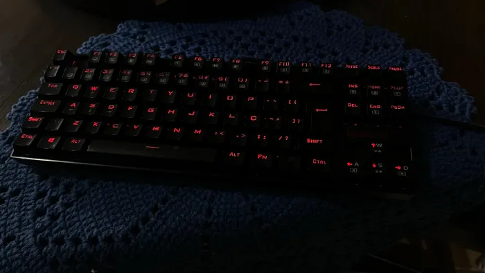 REDRAGON KUMARA USADO