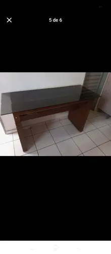 Aparador com vidro