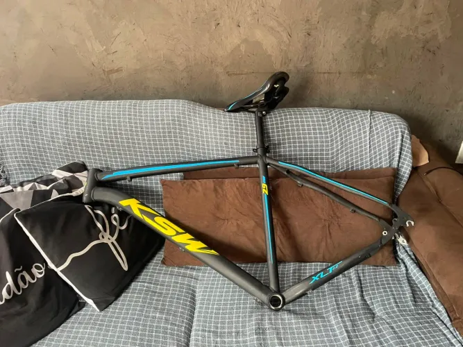Quadro KSW aro 29, tamanho 21.