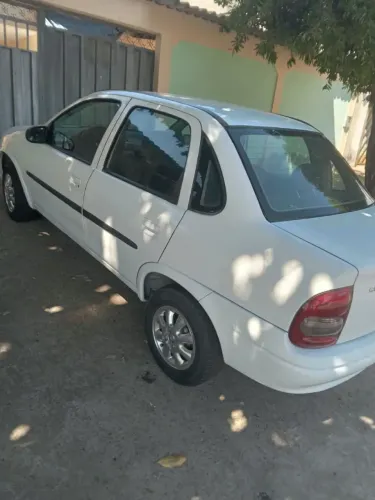 Chevrolet Corsa Sedan 1.0 MPFI 8V 71cv 4P 2004