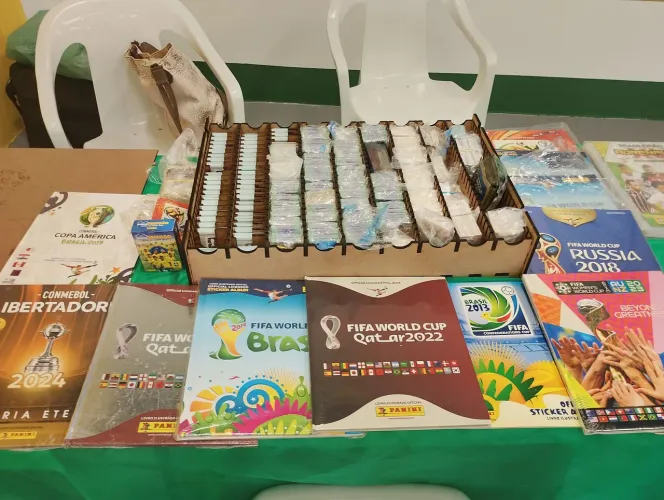 Álbuns e figurinhas da copa