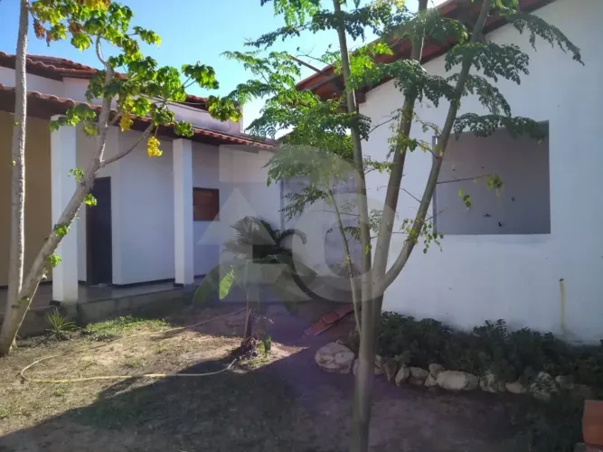 Casa com Suíte, Varanda e Quintal Amplo em Areia Branca - Mosqueiro