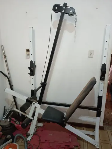 Aparelho de musculação