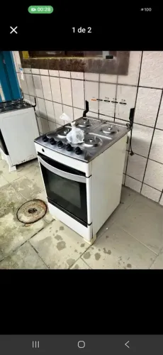 Fogão elétrico funcionando perfeitamente!! Semi-novo!!! Apenas retirada!!!!!