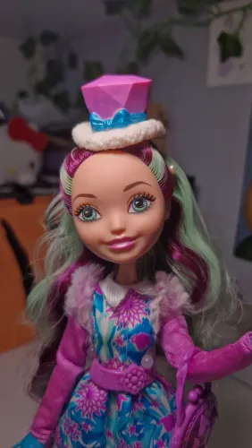 Boneca Maddie Hatter - Epic Winter - Ever After High