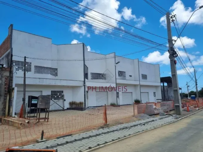 Galpão Duplex na Durval de Goés Monteiro - 260m²
