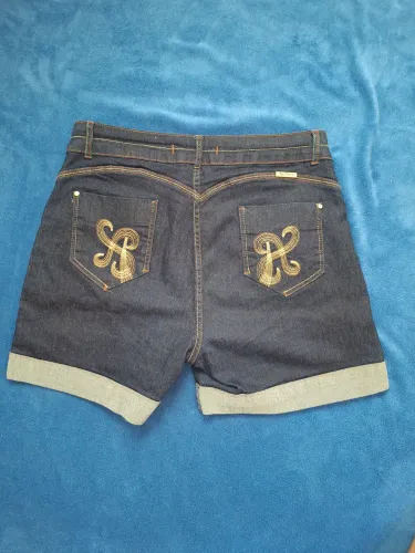 Bermudas Tamanho 46 | Ótimo Estado
