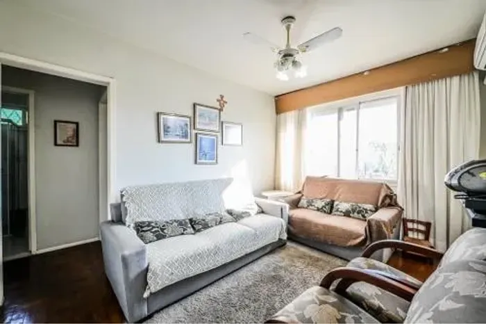 Casa em Condomínio com 4 Dormitorio(s) localizado(a) no bairro Santa Tereza em Porto Alegr