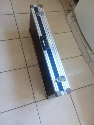 Case rígido