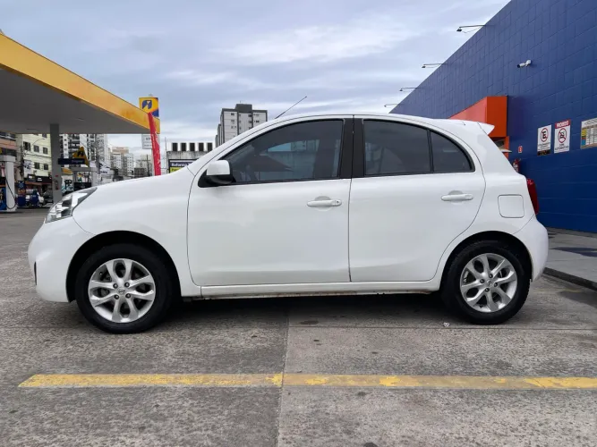 Nissan March SV 1.0 12V Flex 5P 2019