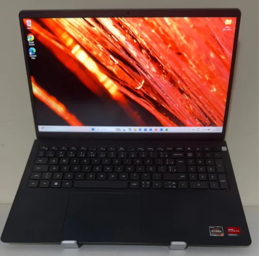 Notebook Gamer Dell Ryzen 5 3450U 8GB RAM SSD NVMe M2 256GB Vega 8 2GB 