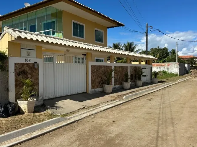 Apartamento térreo lado praia