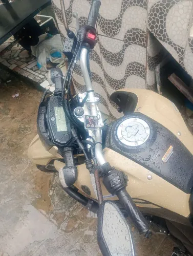 Moto Lander 250 bege